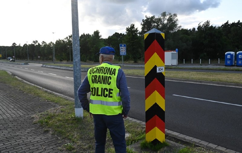 Polonia introduce controale la frontierele cu Germania și Lituania din 7 iulie