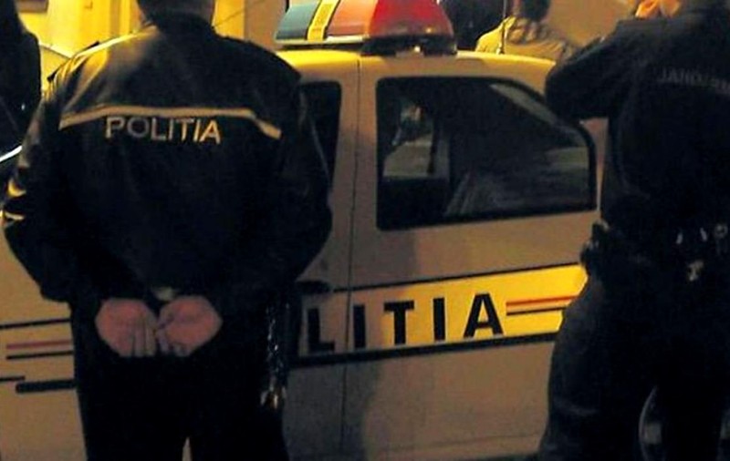 Un polițist din Vaslui a muncit neîntrerupt 28 de ore în weekend. Sindicatul “Diamantul” acuză manipularea documentelor pentru sporul de 75%