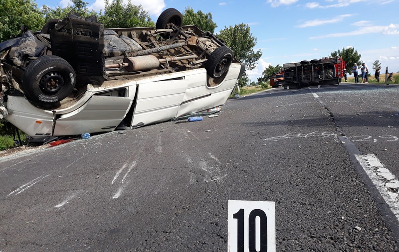 Accident în Ungaria cu 10 răniți, în apropierea graniței cu România. MAE: Opt români au fost răniți
