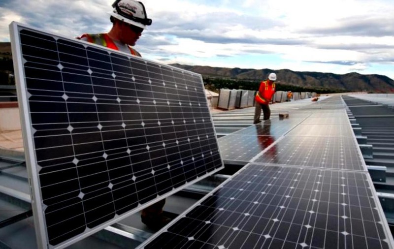 Ministrul mediului anunță fonduri de un miliard de euro pentru „Casa Verde Fotovoltaice”. Când se reia programul