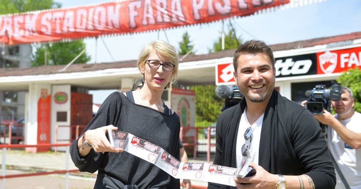 Monica Iagăr a fost făcută praf în fața stadionului Dinamo