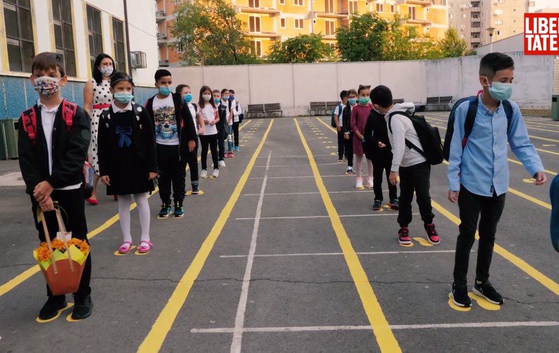 Scenariile în care funcționează școlile la nivel național, în prima săptămână de școală. Câte unități sunt acum în scenariul roșu
