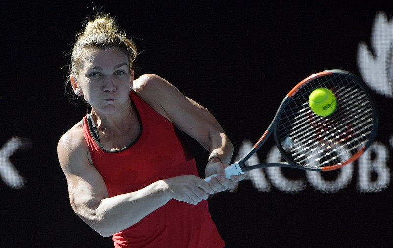 ANALIZĂ Cheia finalei dintre Halep și Wozniacki. Atuul Simonei este returul. Caroline servește mai bine