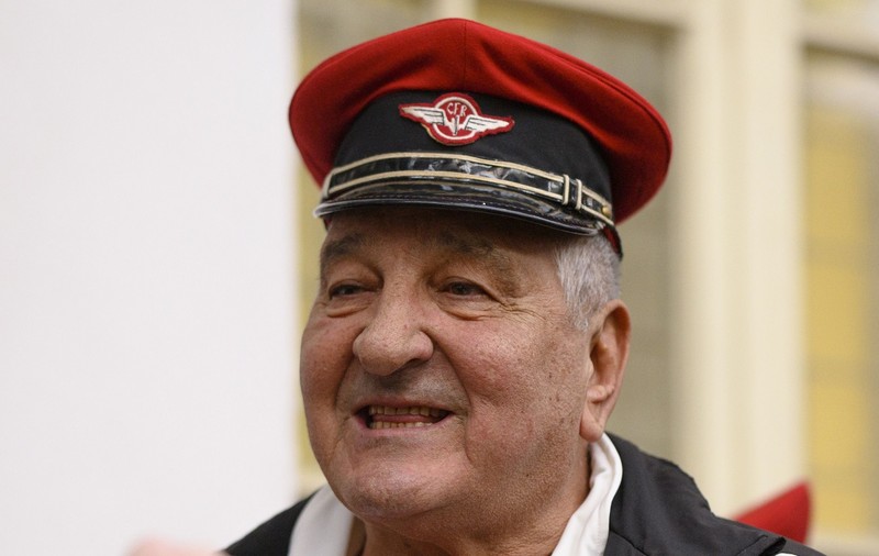 Ce se întâmplă cu afacerea lui Rică Răducanu de pe litoral: „Lucrăm la prețuri, vedem care vor fi, înainte de deschidere”. O porție de crap prăjit era 15 lei