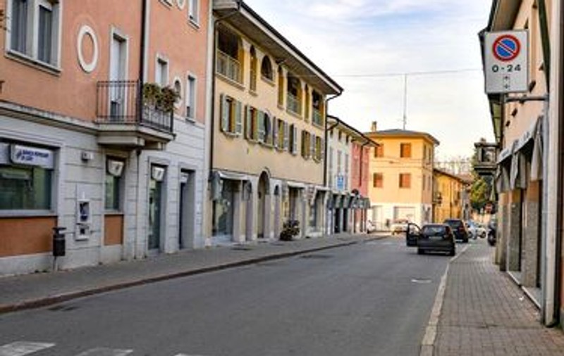 Hoții se folosesc de coronavirus și intră în casele bătrânilor din Italia. Crucea Roșie a trimis un avertisment!