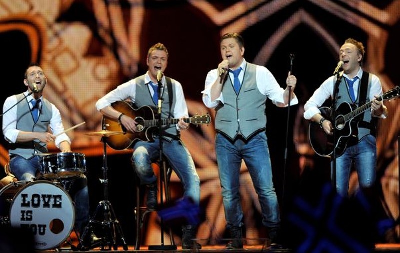 Iată primele 10 ţări care s-au calificat în finala Eurovison!