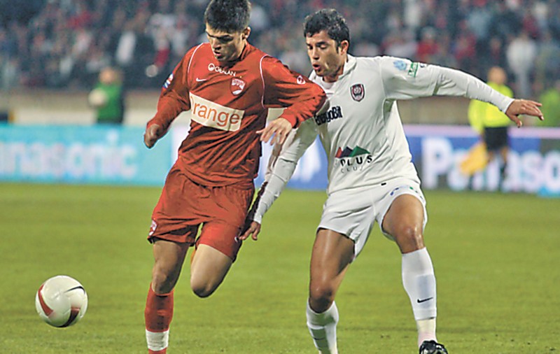 CFR Cluj şi Dinamo se războiesc pentru Ligă