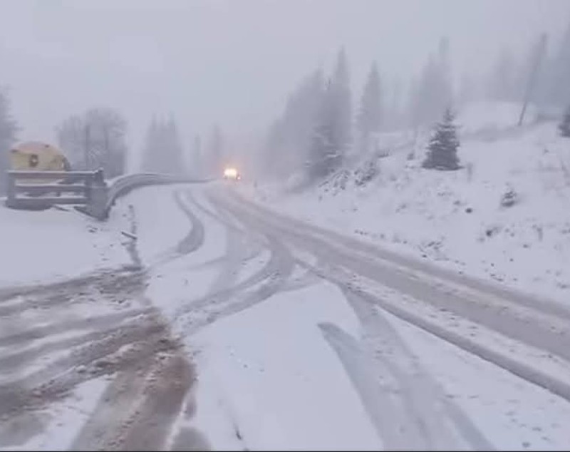 Ninge în mai multe județe din România. Meteorologii dezvăluie care este „singura parte bună” a ninsorilor din aprilie