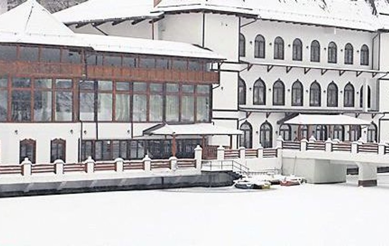 Nunţi la preţ de criză la «Împăratul Romanilor»