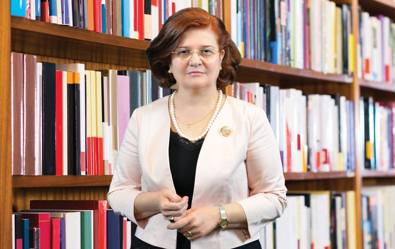 Cătălina Poiană, noul șef al Colegiului Medicilor din România. L-a înlocuit pe Daniel Coriu
