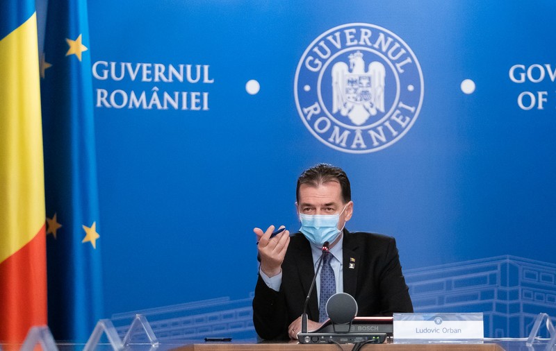 Orban, mesaj către pensionari: “Să aibă încredere că vom creşte pensiile cu cât ne va permite economia”. Majorarea cu 40%, din septembrie, “o nucă fierbinte a PSD”