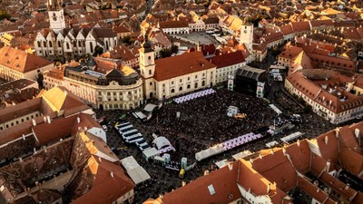 Spectatorii unui mare festival din România vor primi banii pe bilete înapoi și apoi vor intra gratis