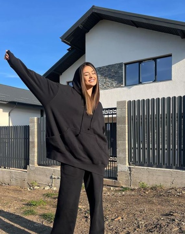 Iuliana Beregoi și-a cumpărat casă la doar 18 ani: „Universul știe cum să facă să te uimească, dacă muncești”