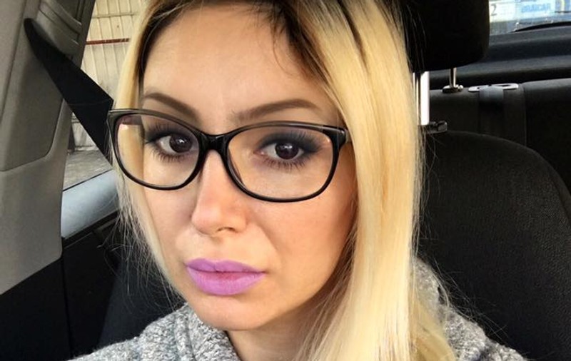 Sexy Brăileanca și-a arătat burtica de gravidă | FOTO ÎN ARTICOL