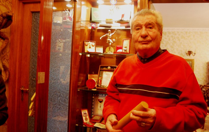 Ion Voinescu va fi depus la capela cimitirului Sfânta Vineri. AZI, un ultim omagiu, la Arena Națională. Înmormântarea, marți