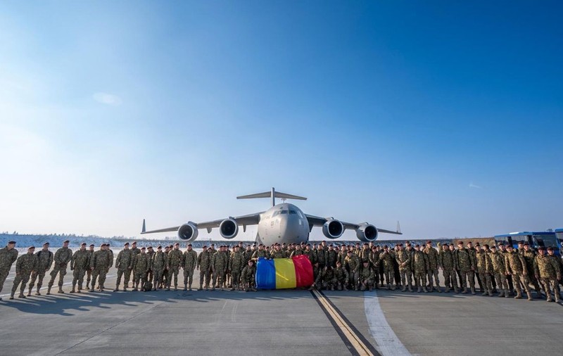 Cei 117 militari români plecați în misiune în Irak s-au întors în țară, anunță MApN: „Repatrierea a fost realizată în siguranță”