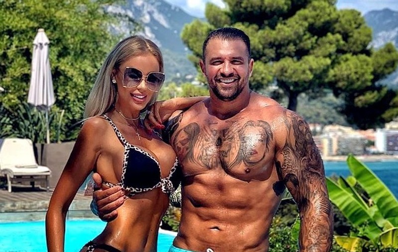 Replici acide între Bianca Drăgușanu și Alex Bodi, după divorț. „A luat pastile. Am găsit-o pe jos la 6 dimineața”