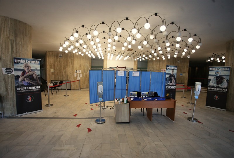Centrul de vaccinare de la Palatul Copiilor