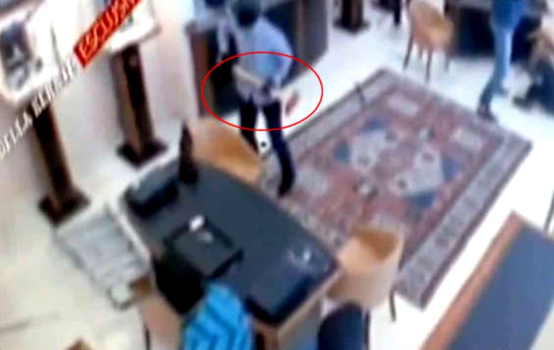 Membru al ”Academiei Infractorilor”, clan din Neamț, arestat pentru o lovitură de 1.100.000 de euro la o bijuterie din Paris. Cum acționa banda