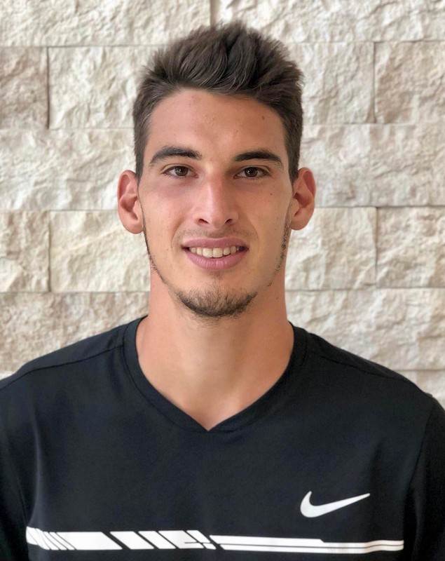 Andreea Bălan nu mai ascunde relația cu Victor Vlad Cornea. Jucătorul de tenis e cu 9 ani mai tânăr decât ea