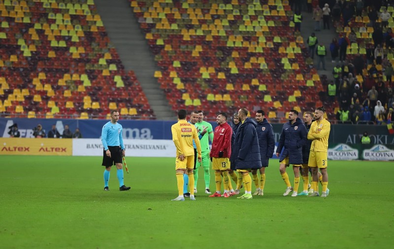 Fotbaliștii din Kosovo n-au mai vrut să joace și au ieșit de pe teren cu un minut înainte să se termine meciul cu România. Partida, abandonată după o oră
