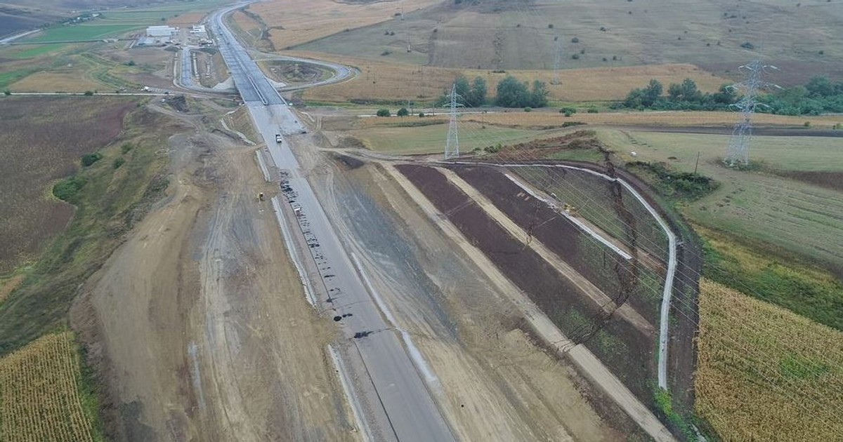 Intrarea în București dinspre autostrada spre Ploiești și lotul 2 al Autostrăzii Sebeș-Turda, sub semnul întrebării, după ce Euro Construct a intrat în insolvență