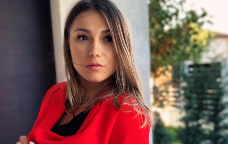 Monica Roșu este însărcinată în 6 luni. Cât s-a îngrășat fosta gimnastă în ultima perioadă. “Așa mi-a arătat la ultimul cântar”