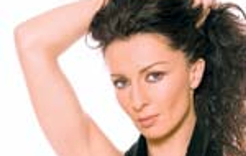 2 'bancherite' sunt cele mai tari romance