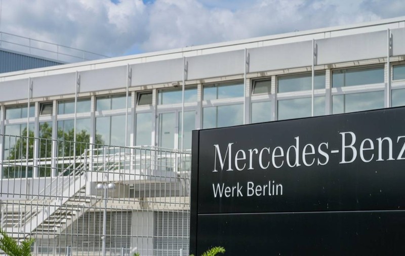 Țara din Europa unde Mercedes vrea să mute mare parte din producția de mașini. Fabrica de acolo va depăși toate uzinele din Germania