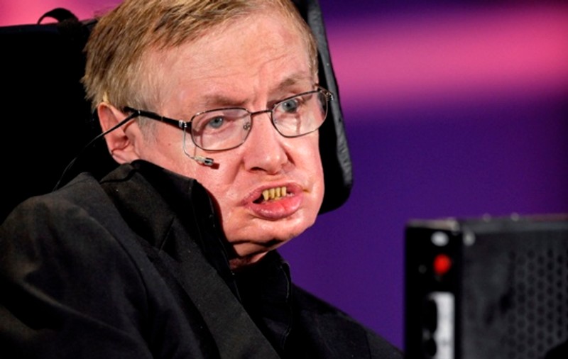 Geniul fizicii Stephen Hawking face angajări! Vezi ce calități trebuie să aibă candidatul ideal!