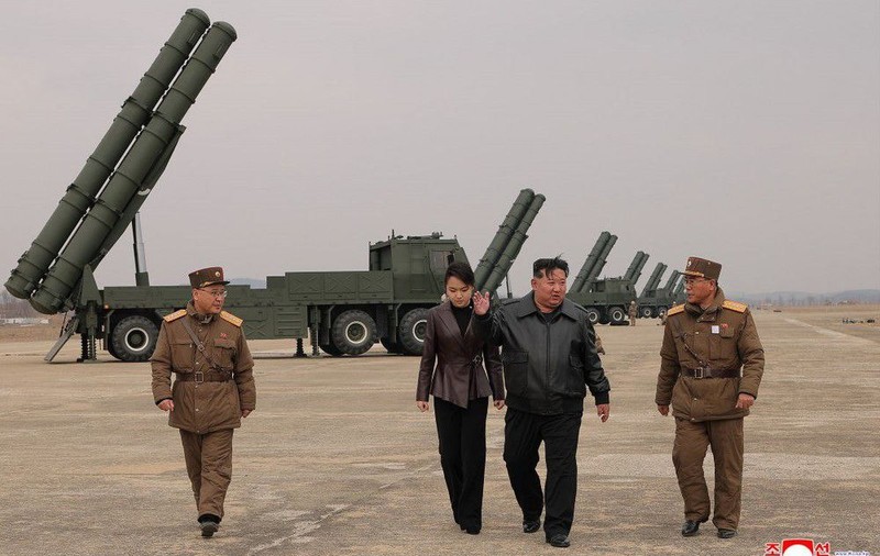 Kim Jong Un a lansat rachete balistice chiar în timpul exercițiilor „Scutul Libertății”: unde au căzut proiectilele Coreei de Nord