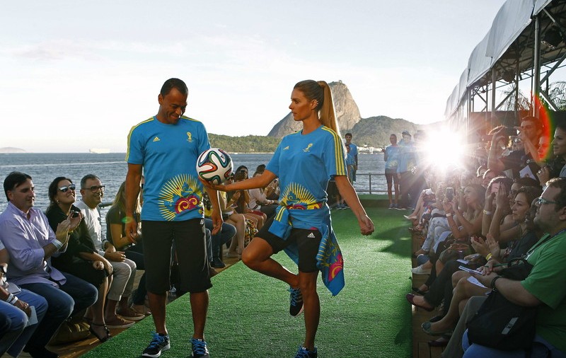 Un fotbalist de legendă al Braziliei a fost dat afară din vestiar!