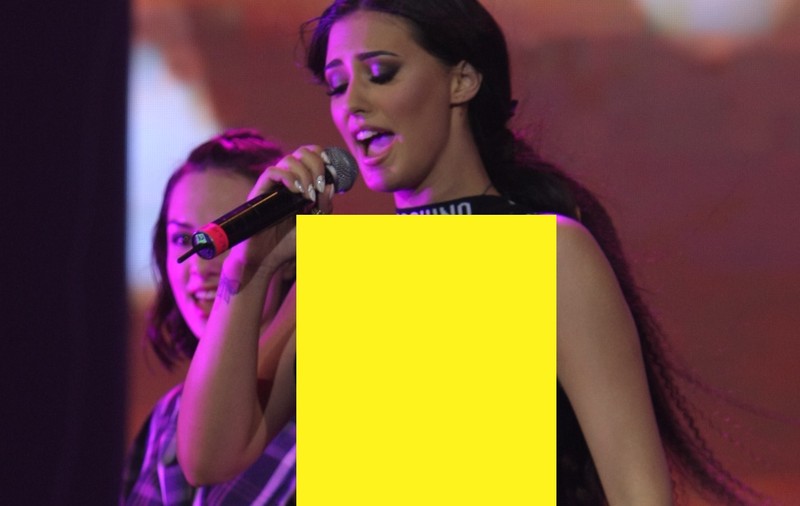 Antonia, ÎN BLUZĂ TRANSPARENTĂ și cu abdomenul gol, la concert | FOTO