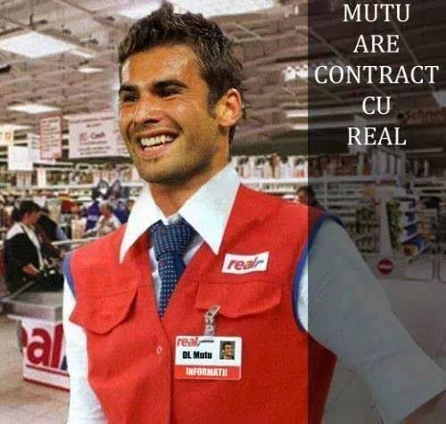 Adrian Mutu trimis de suporteri la ”REAL”, dar nu echipa din Madrid ci centrul comercial. foto: Facebook.com