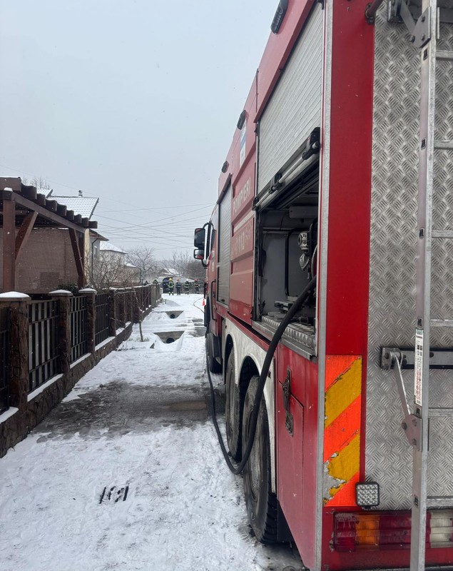 Mesaj Ro-Alert în județul Vâlcea, după ce o țeavă de gaz a fost ruptă într-un accident rutier
