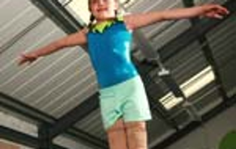 Fetita fara picioare, gimnasta de nota zece