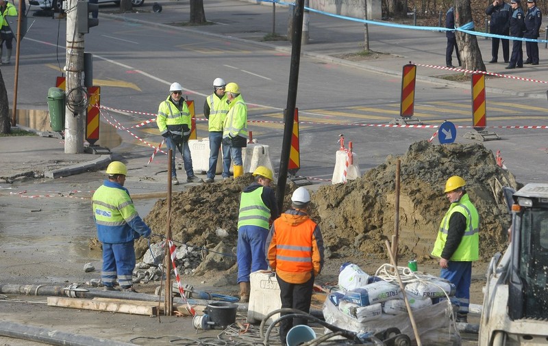 Încă o casă din zona Eroilor afectată de lucrările la metrou