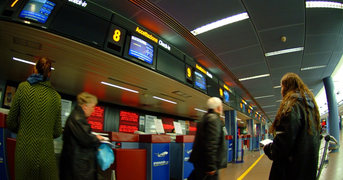 Imagine dintr-un aeroport
