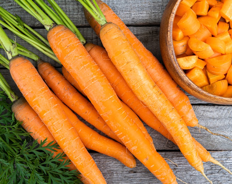 Morcovi - când se cultivă, ce beneficii au și care sunt cele mai bune rețete culinare cu morcovi