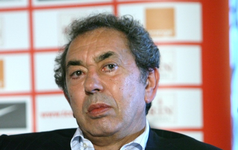 Nicolae Badea: ”Dinu e o fire tenace, dar operaţia e inevitabilă!”