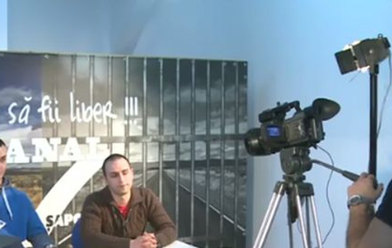 Deţinuţii unui penitenciar din Timişoara îşi reduc pedeapsa dacă lucrează la radio sau la TV