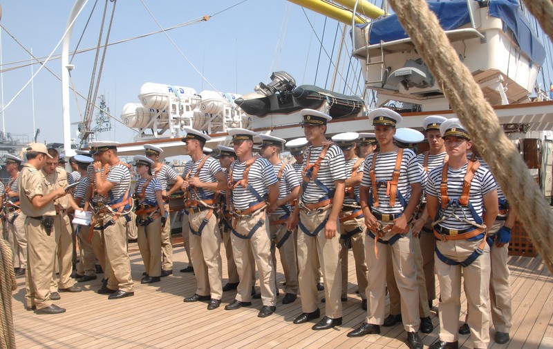 România, printre țările care ar participa la misiunea pentru securitatea navelor din Golful Persic