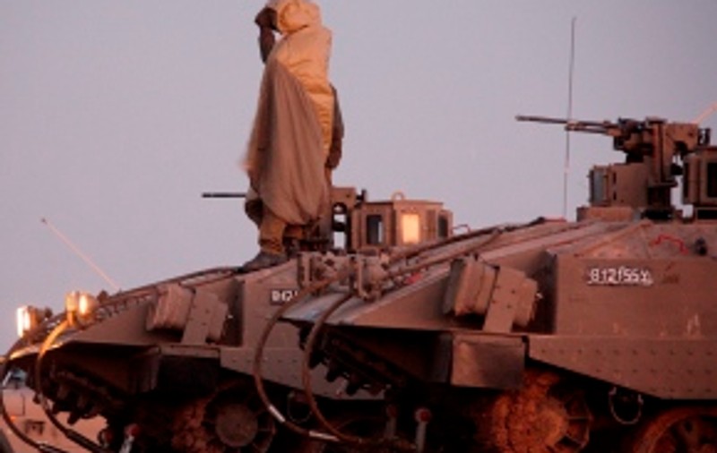 Românii din Gaza, întorşi de la graniţă