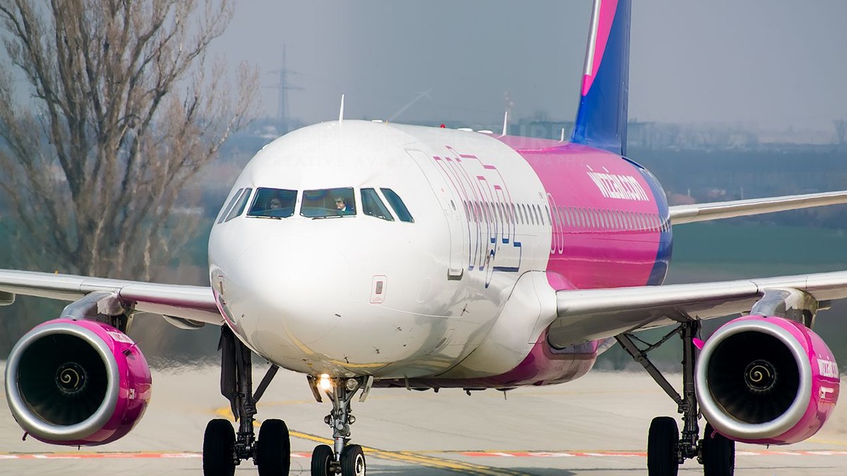 un avion aterizat de urgență la Budapesta