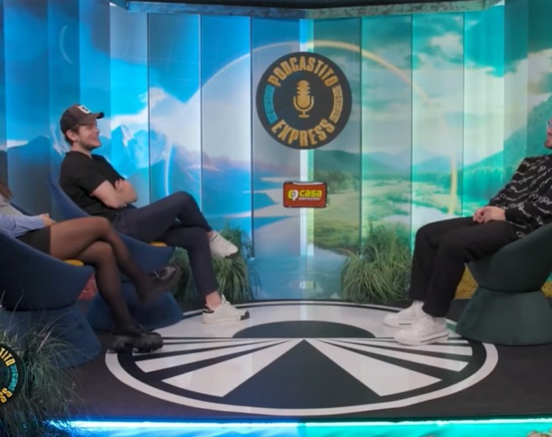 Mario Fresh l-a tachinat pe Aris Eram, care se zvonește că are o relație cu Laura Giurcanu: „Uite, s-a înroșit!”