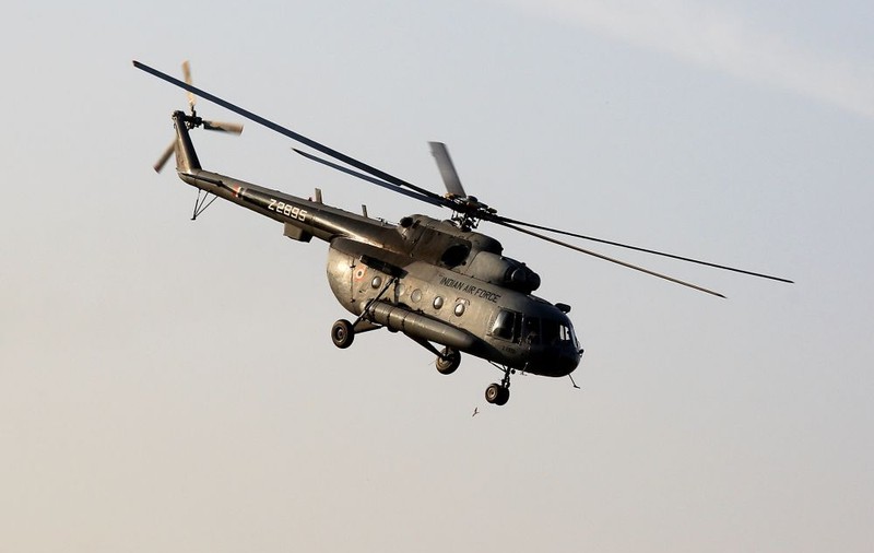 Elicopter prăbușit în Japonia. 9 oameni au murit