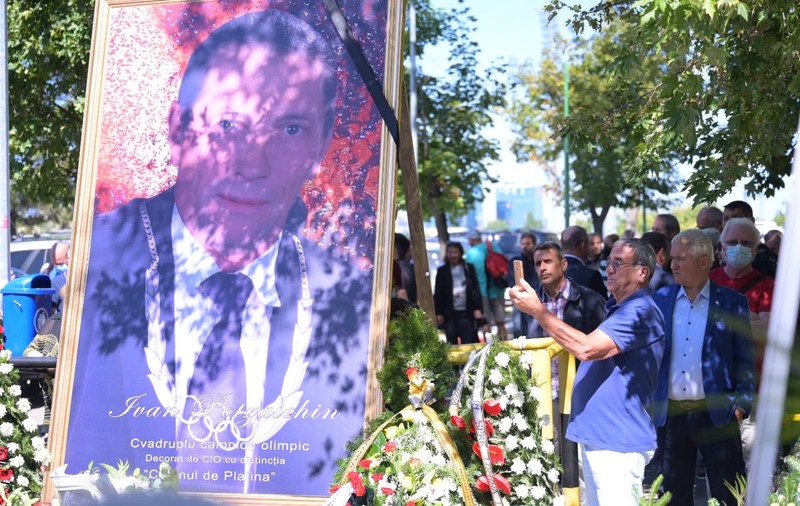 Funeralii cu onoruri militare pentru Ivan Patzaichin, care a fost înmormântat la Cimitirul Bellu