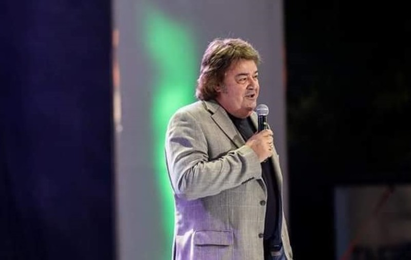 Artistul Adrian Romcescu a locuit 30 de ani în Danemarca, acum se mută definitiv în România. Ce se va întâmpla cu soția lui. „Nu a putut să vină”