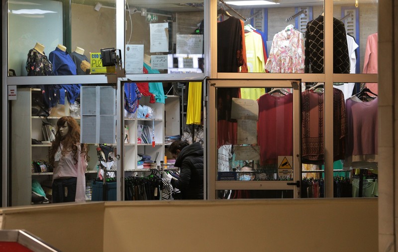 Ce spun oamenii pentru care magazinele de la metrou însemnau un loc de muncă
