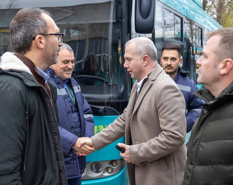 Primele doua autobuze electrice au sosit în Galați. Primăria a achiziționat 42 de autobuze